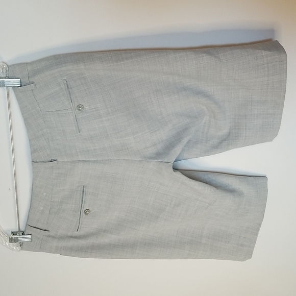 Express Design Studio Editor gray Bermuda style pants size 10 EUC - Picture 4 of 6